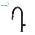 Superior quality chromeplate copper sink mixer tap single handle pull out kitchen faucet